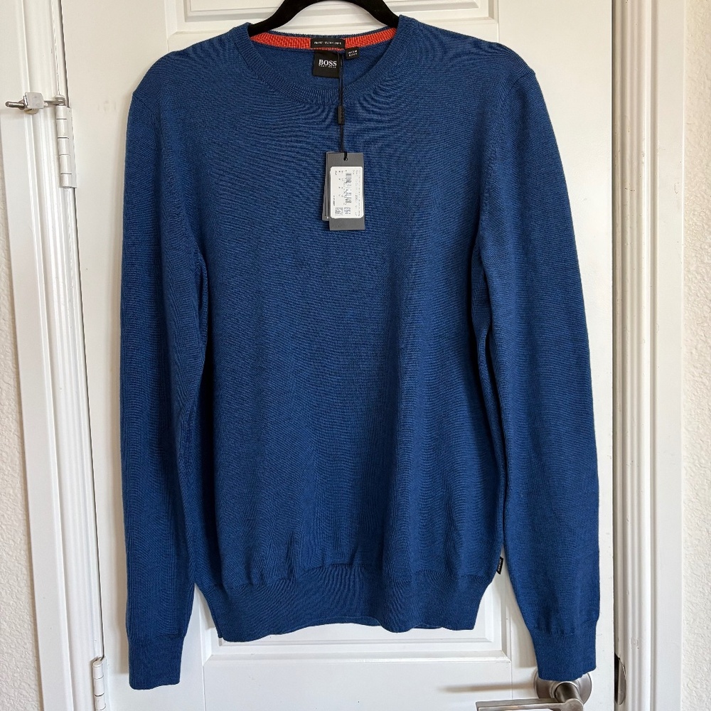 Hugo Boss Sweater - NWT - Finest Italian Yarn - Medium - Blue